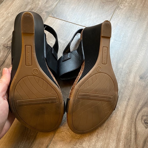 Black strap wedge heel - Picture 4 of 4